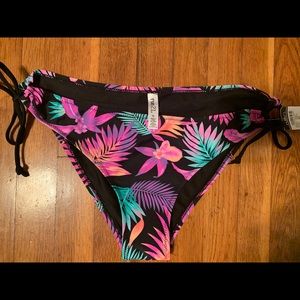 ❤️ ALL Swim 3 for $15 NWT - Bikini Bottoms